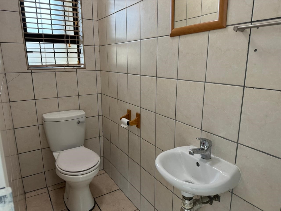 2 Bedroom Property for Sale in Brackenfell South Western Cape